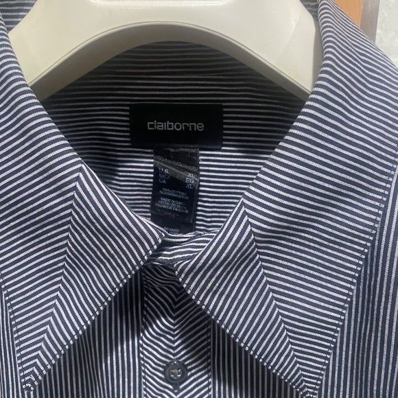 Claiborne Class Cuff Link Shirt Sz XL - Picture 9 of 10